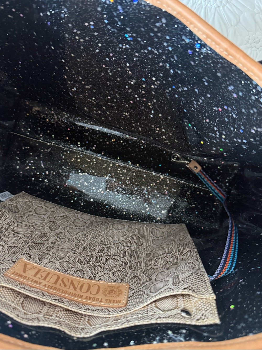 Consuela Quilted Tote Bag - Picture 4 of 15
